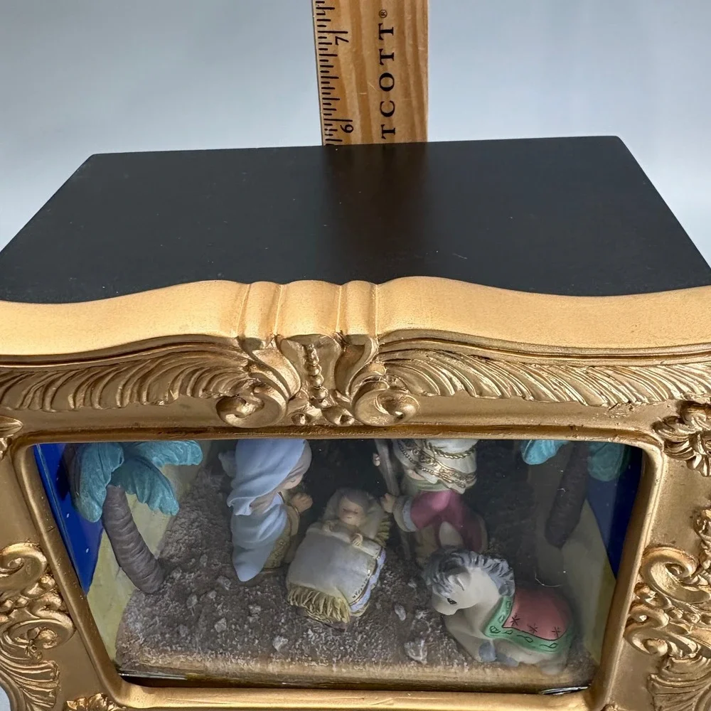 Precious Moments Nativity‎ Scene Shadow Music Box Framed 2013 O Holy Night